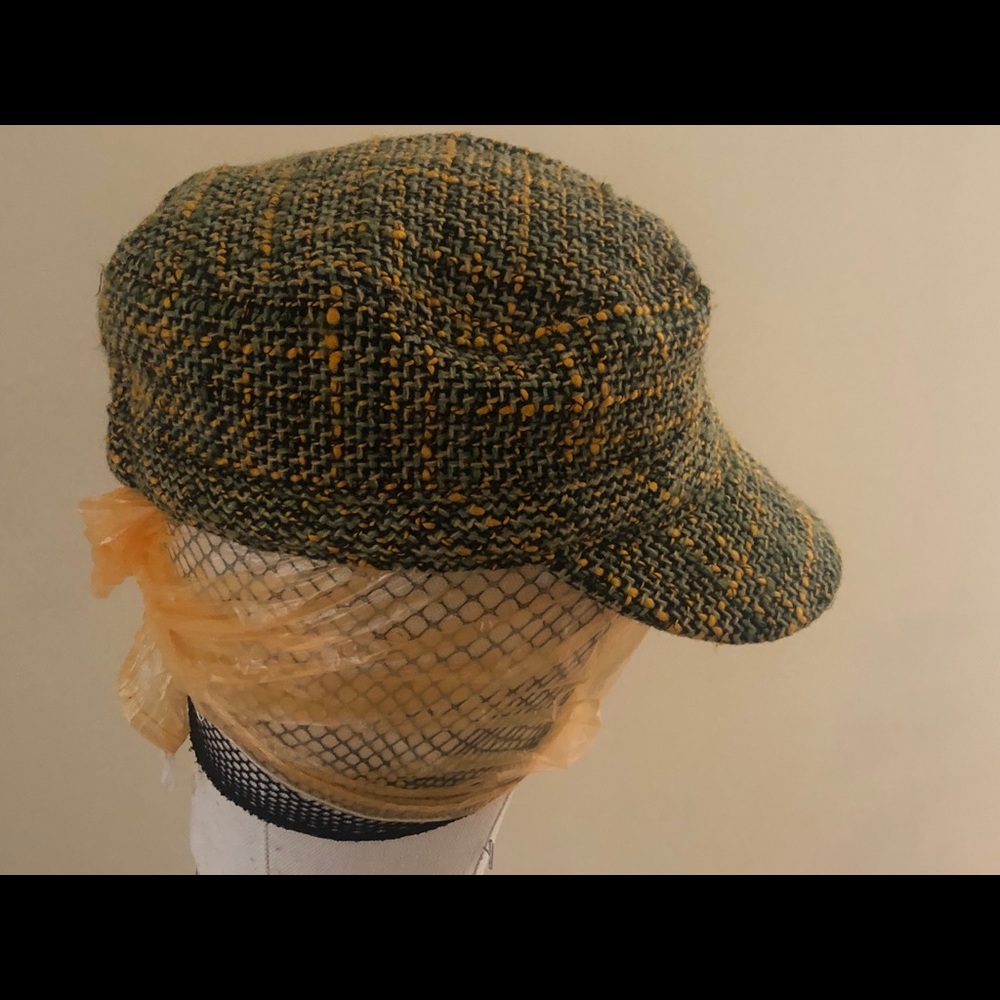 Tweed cap - Picture 3 of 6